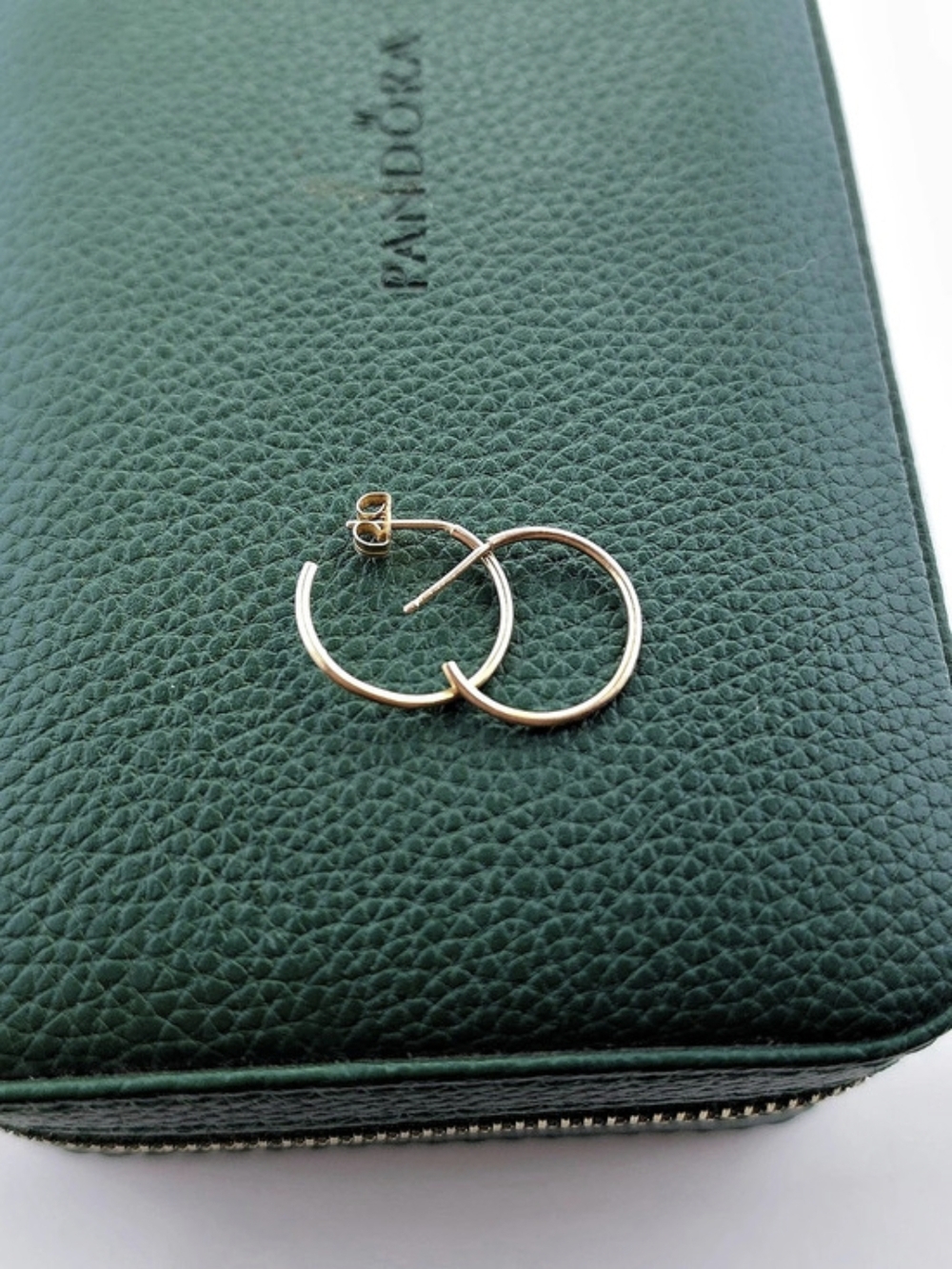 ✨ 14k Yellow Gold Hoop Earrings ✨
